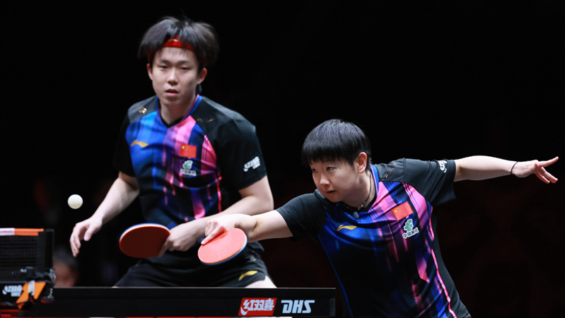 FC26美丽足球：维蒂尼亚、德容领衔，金外脚背夸雷斯马在列（FC26华丽球风：德容携维蒂尼亚领衔，金外脚背夸雷斯马上榜）