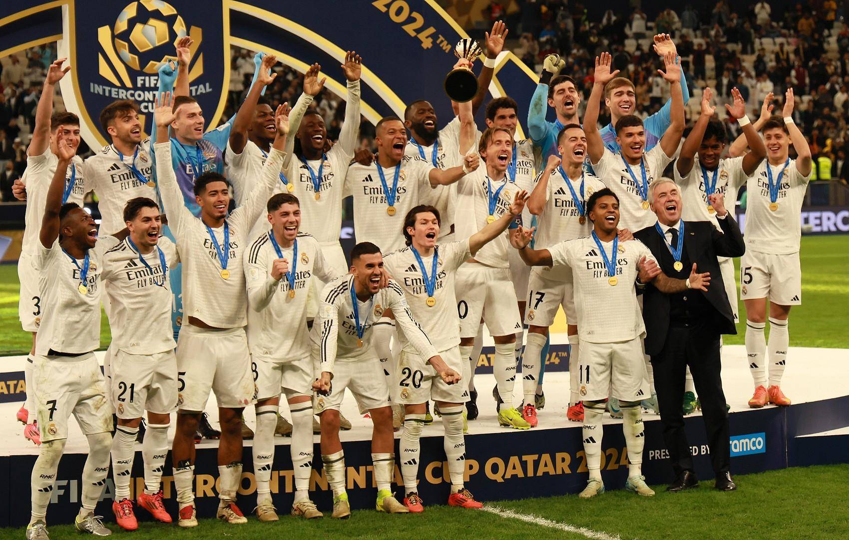 2007年的王者，里奇·卡卡🏆（2007年度之王：里奇·卡卡🏆）