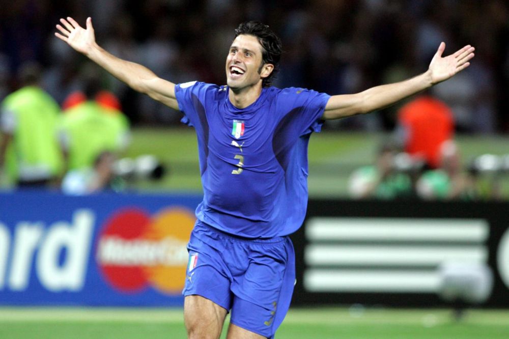 没进行场地检查，一场苏格兰冠军联赛在开赛前15分钟宣布推迟（因未进行场地检查，苏冠比赛开球前15分钟临时宣布延期）