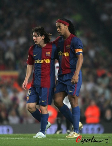 图片报：为回归多特，桑乔愿意放弃目前一半薪水（图片报：桑乔为重返多特愿降薪50%）