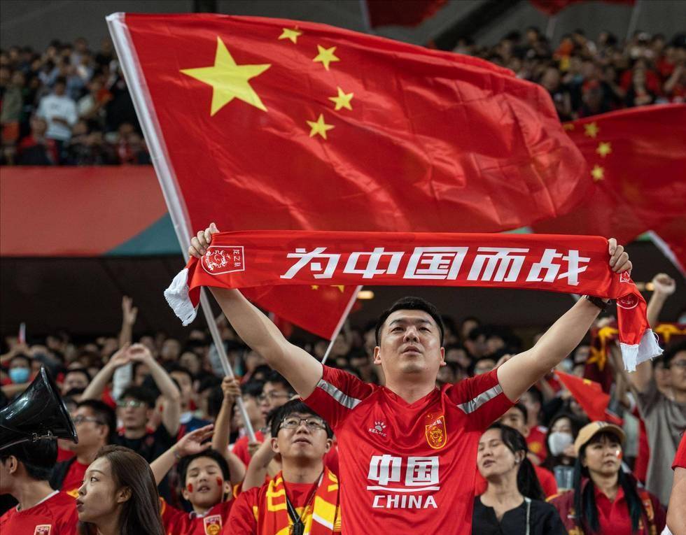 普利希奇：魔笛确实送了手机；看年轻队友表演会让我尬穿地心（普利希奇：魔笛真的送手机；看小队友才艺我恨不得钻地缝）