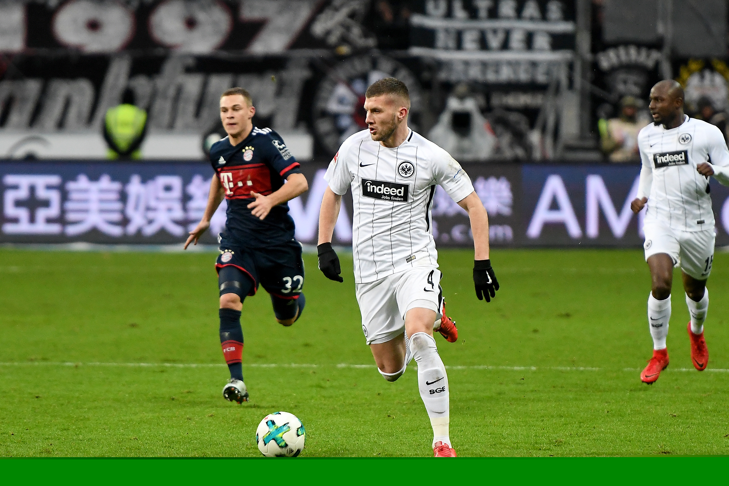 半场战报：塞尔塔1-0博洛尼亚，萨拉戈萨破门（半场：塞尔塔1-0领先博洛尼亚，萨拉戈萨建功）