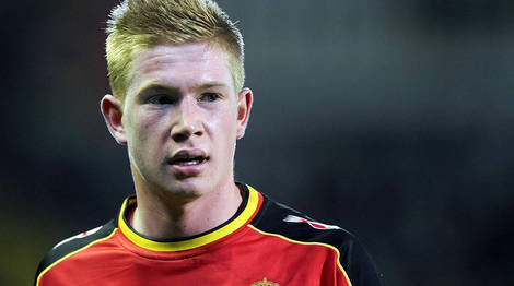 意媒：黄潜考虑买断那不勒斯租将拉法-马林，皇马握有回购权（意媒：比利亚雷亚尔考虑买断那不勒斯租借的拉法-马林，皇马保留回购权）