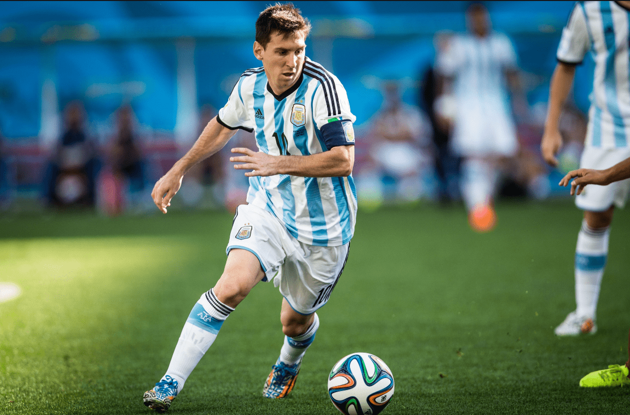 博洛尼亚vs克雷莫内塞：奥尔索利尼、胡安-米兰达首发，瓦尔迪、奥代罗出战（博洛尼亚战克雷莫内塞：奥尔索利尼、胡安-米兰达先发，瓦尔迪与奥代罗登场）