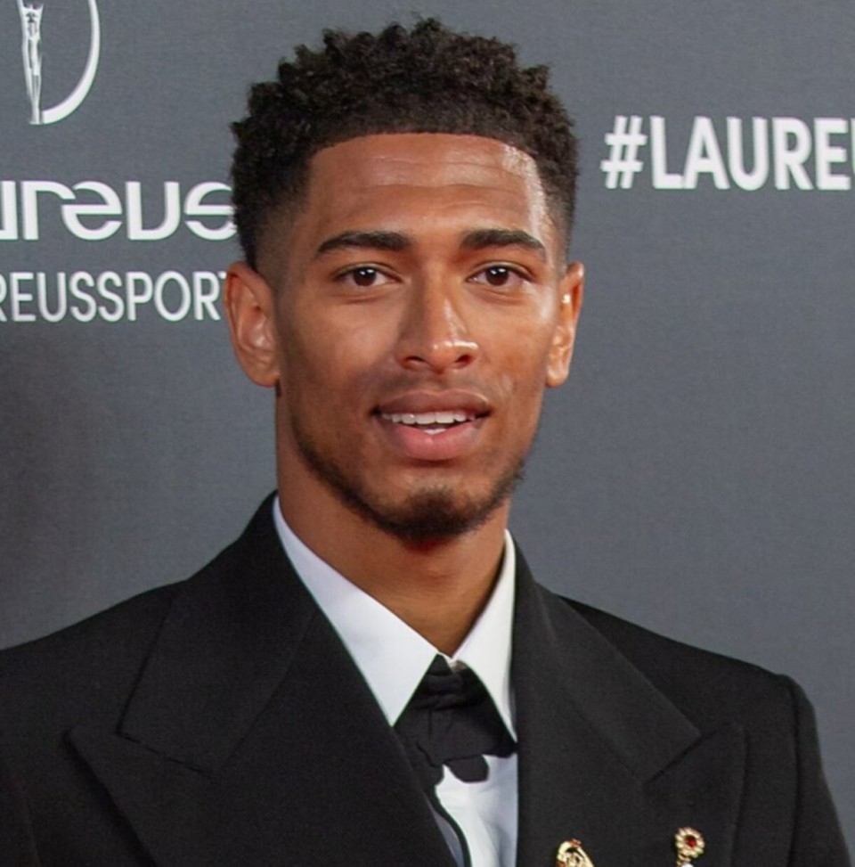 拉波尔塔：在新诺坎普为梅西办致敬仪式会很美好，但要等到26年底再谈（拉波尔塔：期待在新诺坎普为梅西举行致敬活动，但需等到2026年底再议）