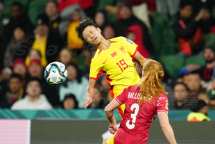 国王杯赛后一瘸一拐离场，安东尼：大家放心，我有时间恢复（国王杯赛后步履蹒跚退场，安东尼：别担心，恢复时间充足）