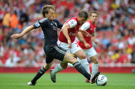 意媒：新星伊万-马耶首次入选一线队，他在国米的未来计划中（意媒：伊万-马耶首次进入一线队，已被纳入国米未来规划）