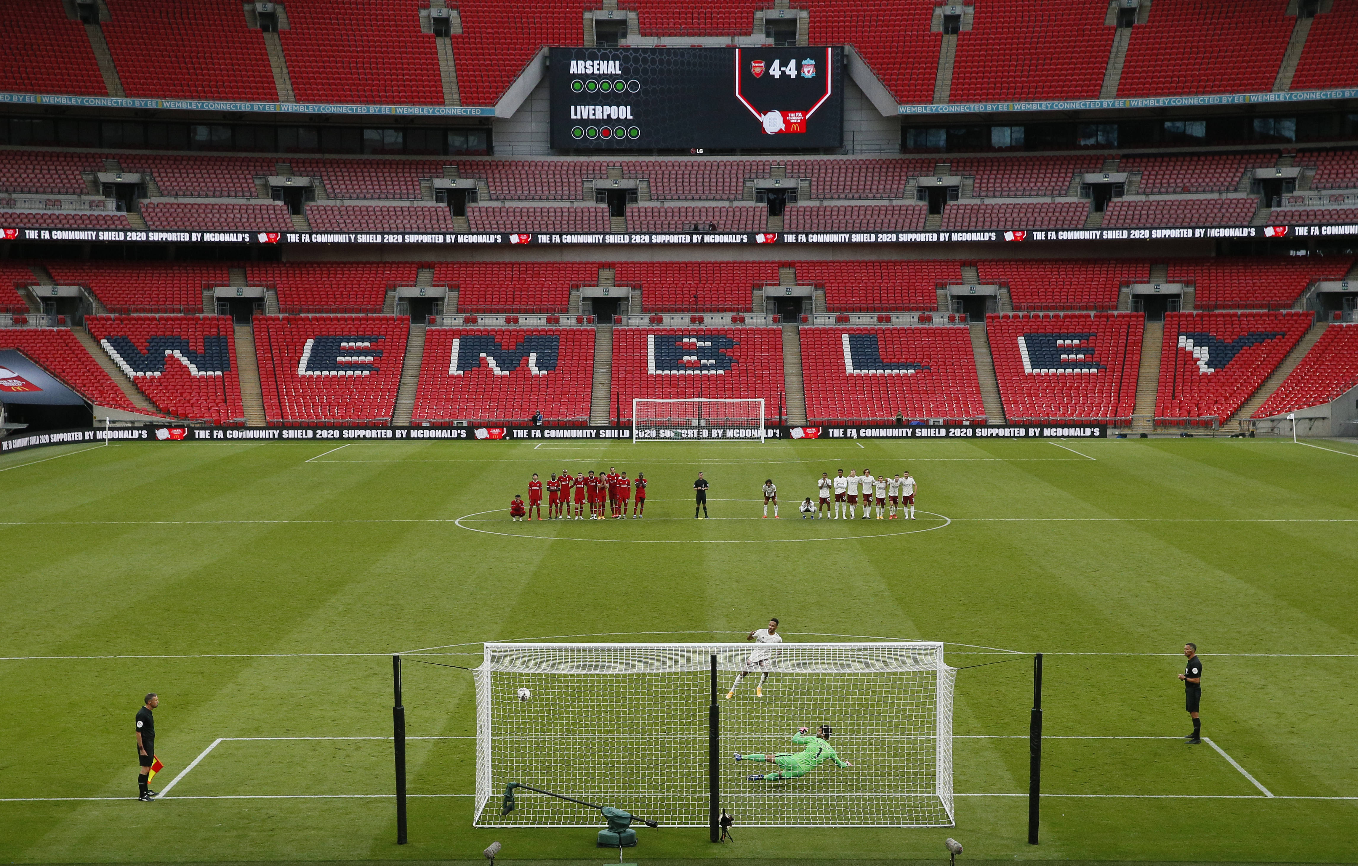 跟队：国米正在关注铃木彩艳、维卡里奥等多位门将（队记：国米考察铃木彩艳、维卡里奥等多名门将）