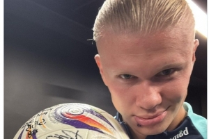 三级联赛最佳射手：中超法比奥，中甲姆本扎，中乙费尔南多（各级联赛金靴出炉：中超法比奥、中甲姆本扎、中乙费尔南多）